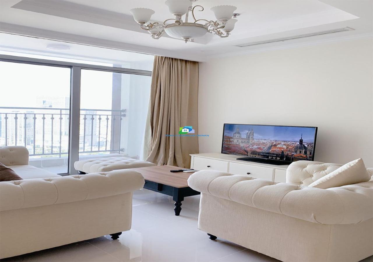 The Vinhomes Central Park Apartments - The Buildings Surrounding Landmark 81 Cidade de Ho Chi Minh Exterior foto